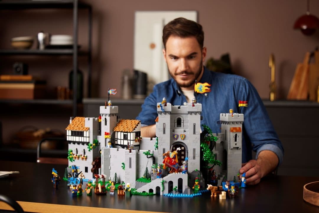 LEGO 10305 Hrad Lvího rytíře vyjde již v srpnu!