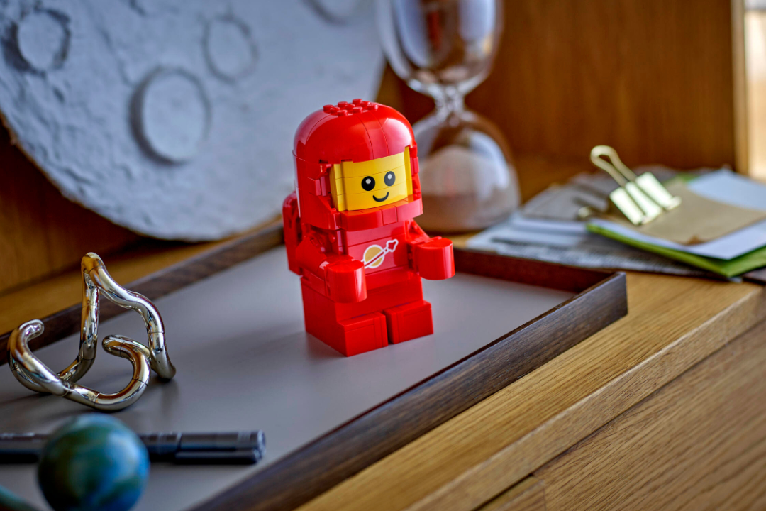 LEGO 40767 Zvětšený malý astronaut jako dárek k nákupu na LEGO