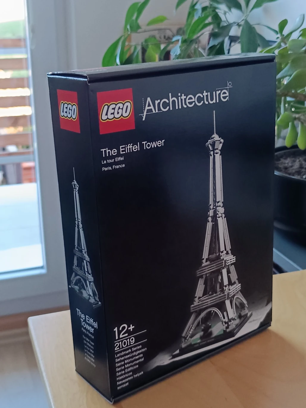 LEGO 21019 Eiffelova věž