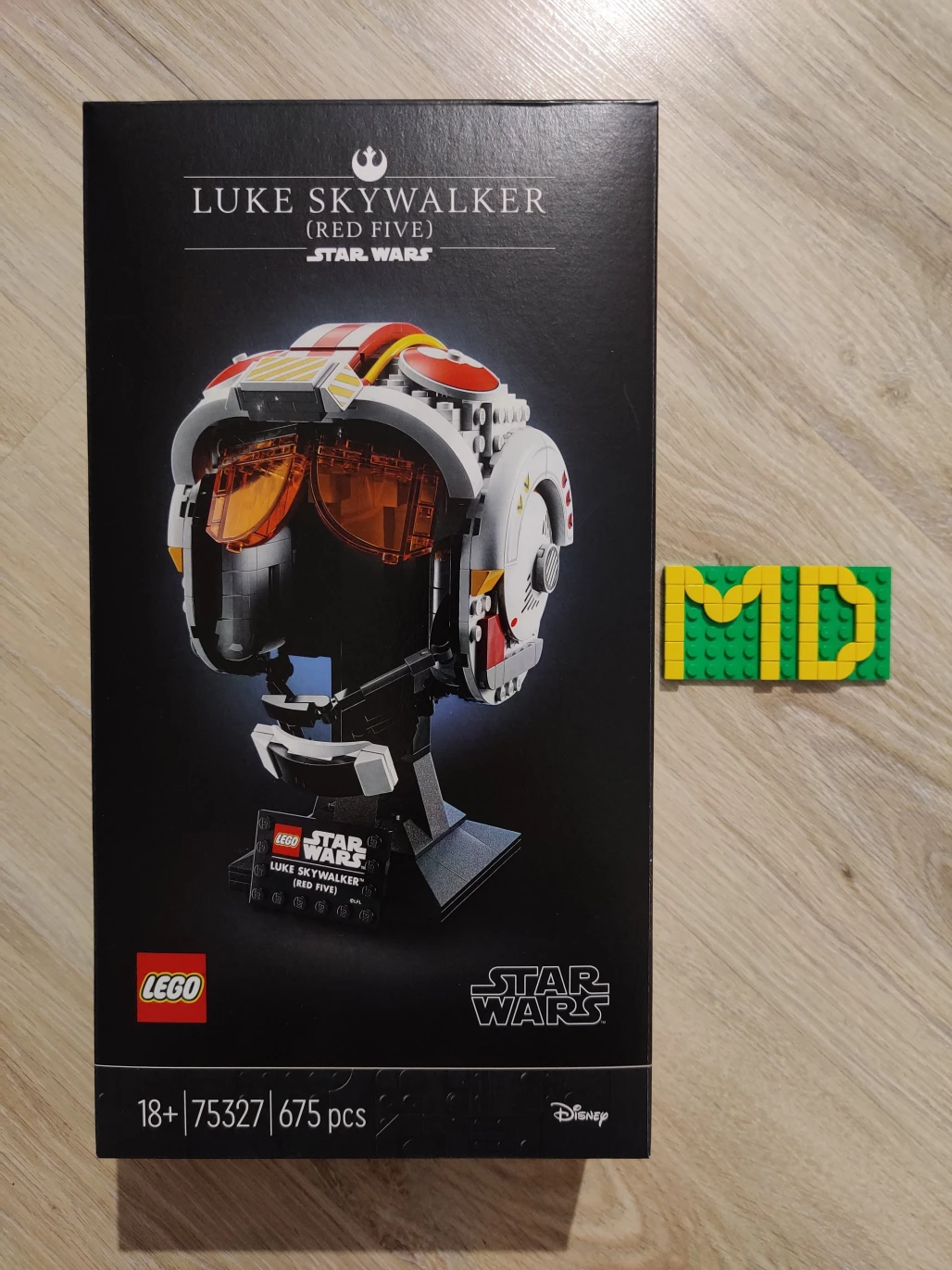 LEGO 75327 Helma Luka Skywalkera (Red Five)