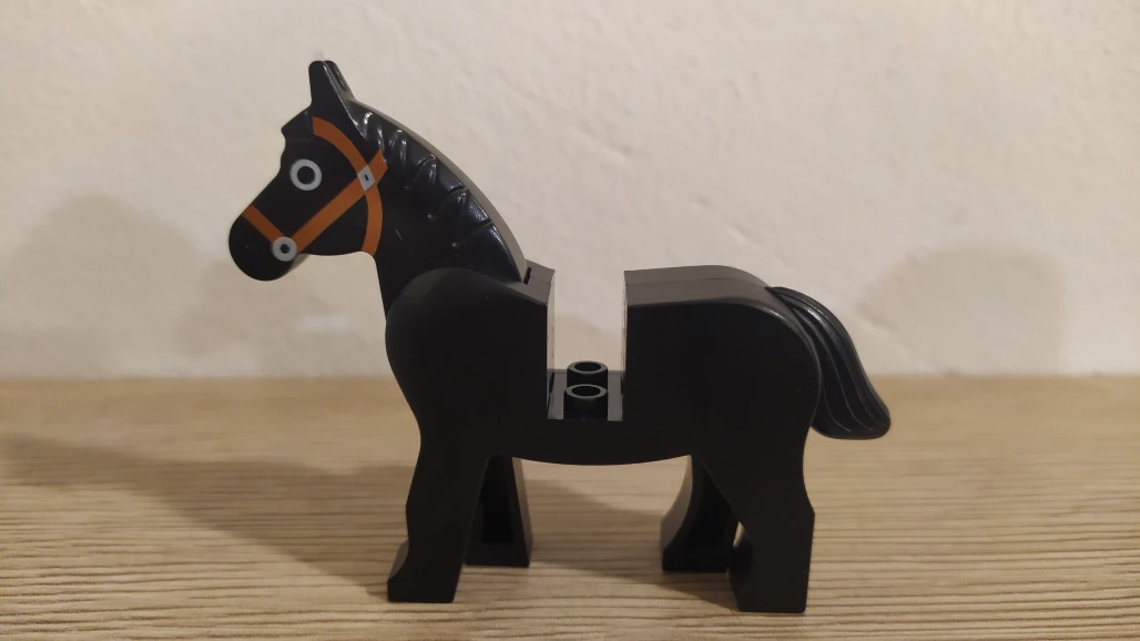 Lego figurka koník černý použitý, ale v dobrom stave