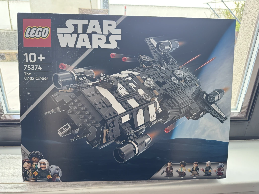 LEGO 75374 Onyx Cinder