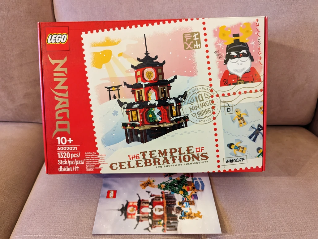 LEGO 4002021 10 let NINJAGO®, Chrám slavností