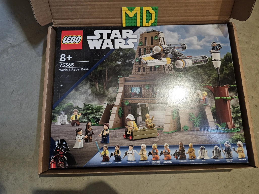 LEGO 75365 Základna povstalců na Yavinu 4
