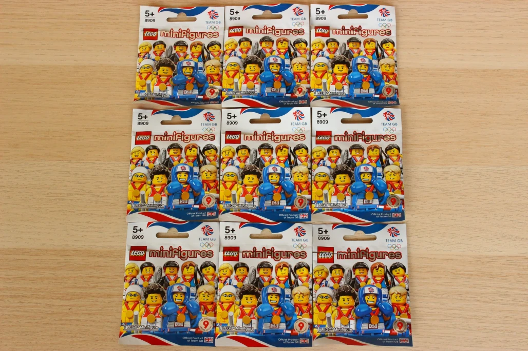 LEGO 8909-17 LEGO Minifigures - Team GB Series - Complete