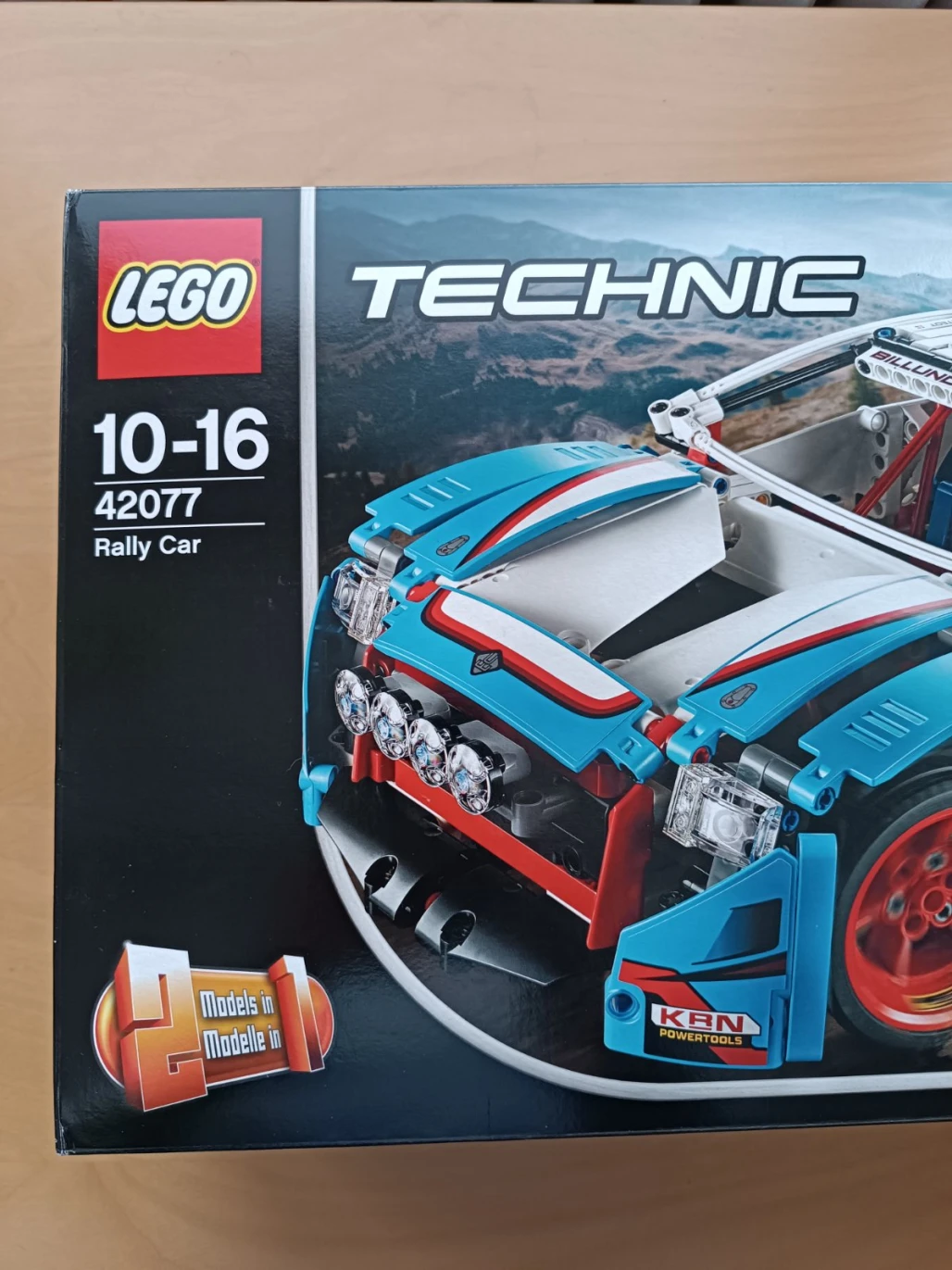 Závodní auto
