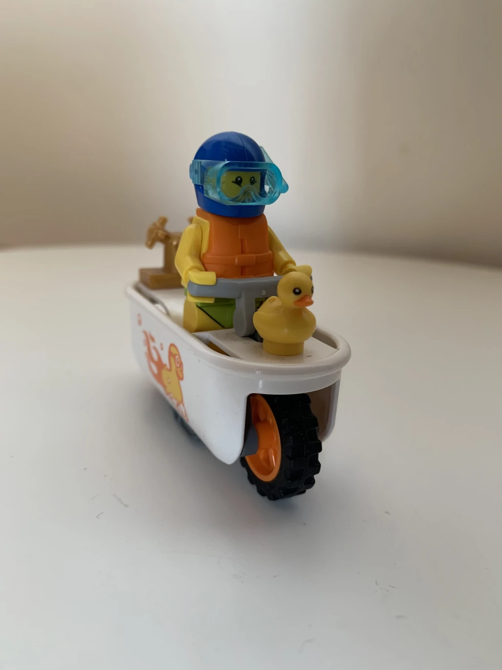 LEGO 60333 Vanová kaskadérská motorka