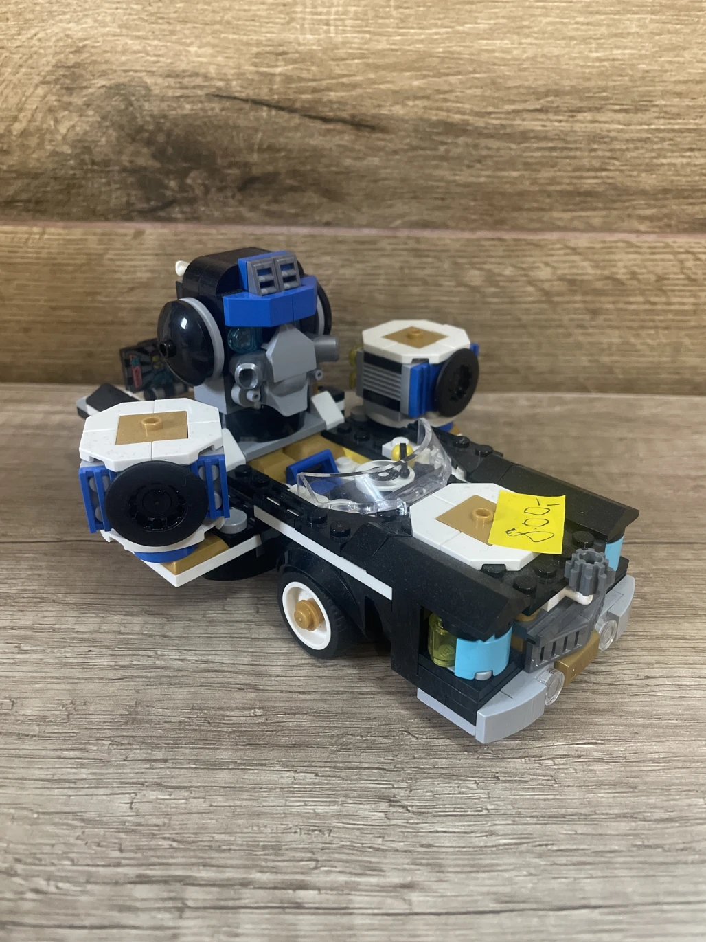 LEGO 43112 Robo HipHop Car