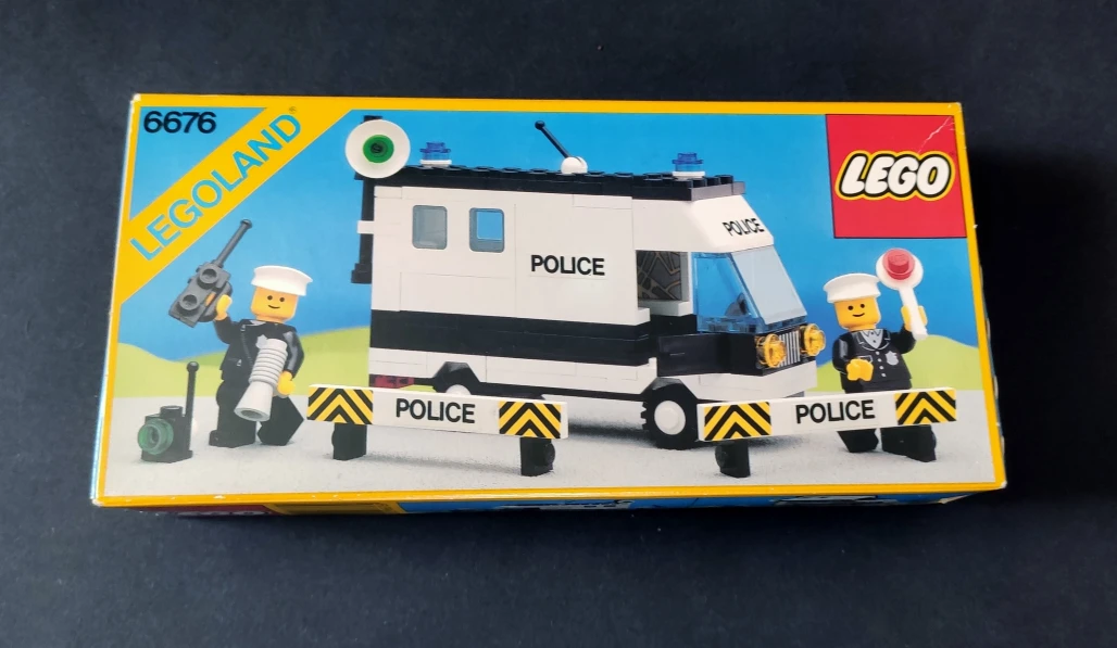LEGO 6676 Mobile Command Unit