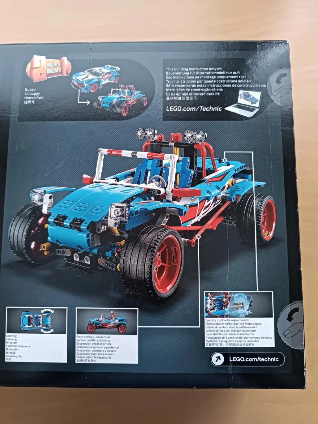 Závodní auto