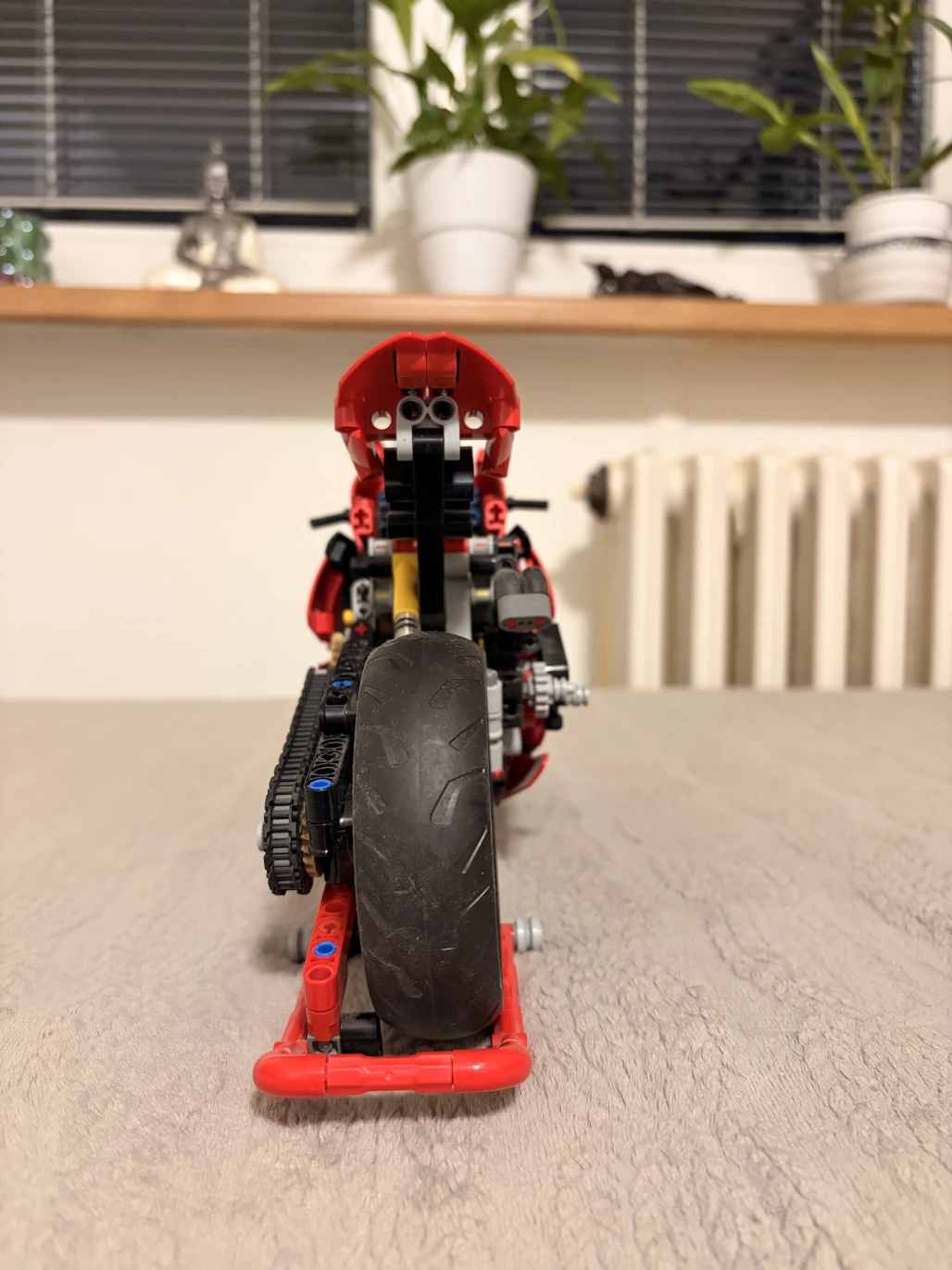 LEGO 42107 Ducati Panigale V4 R