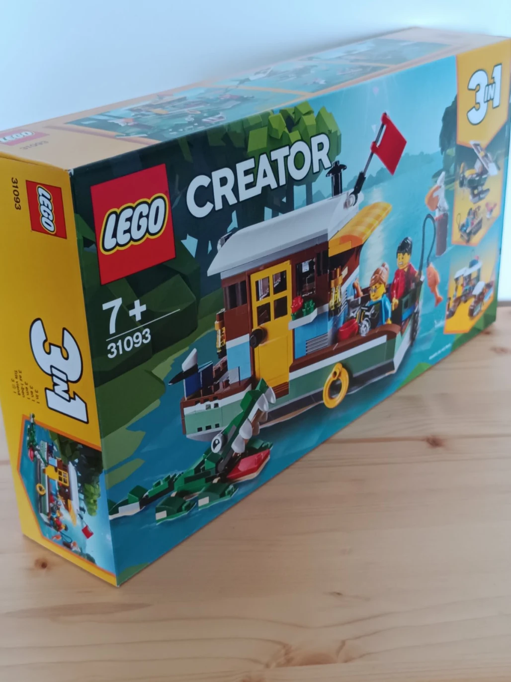 LEGO 31093 Říční hausbót