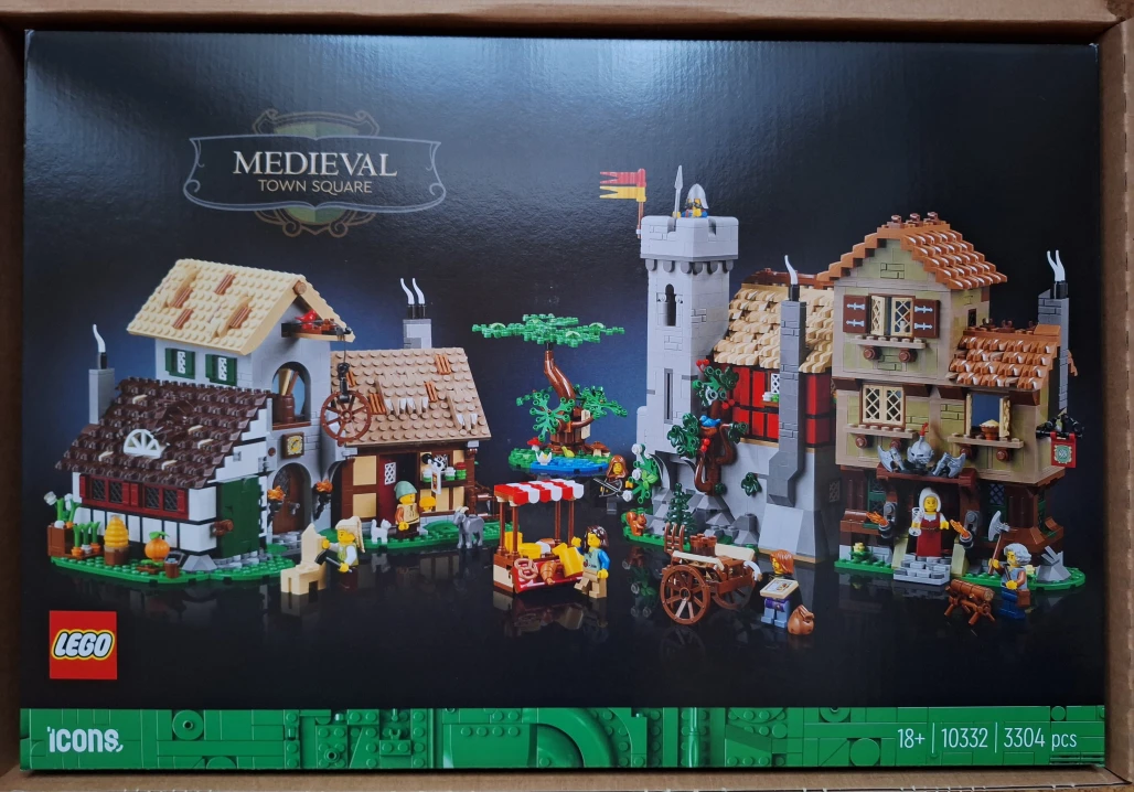 LEGO 10332 Středověké náměstí
