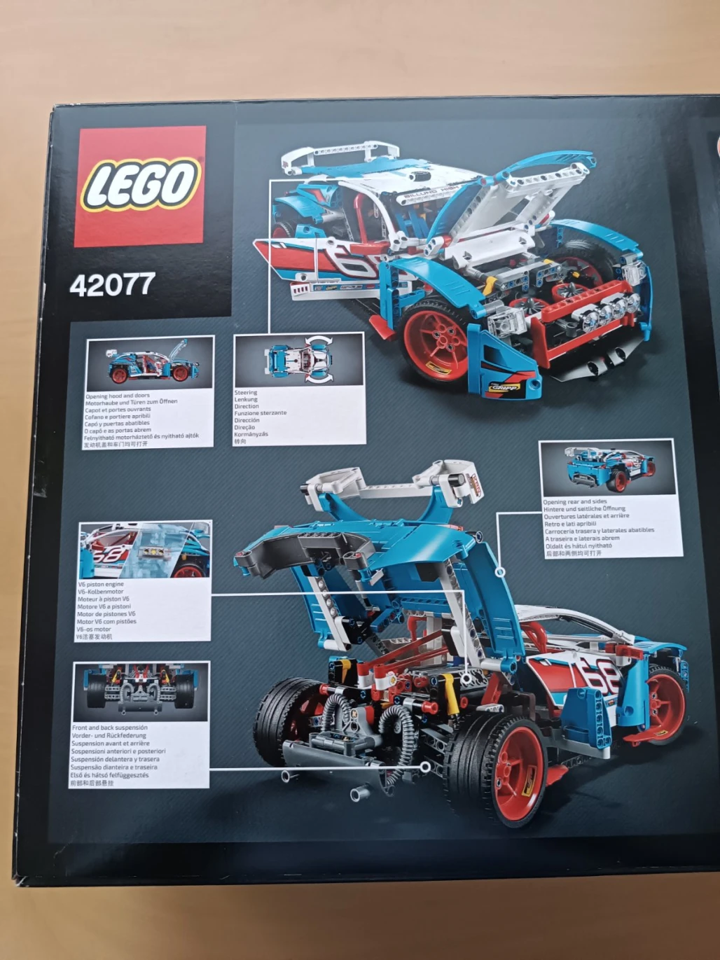 Závodní auto