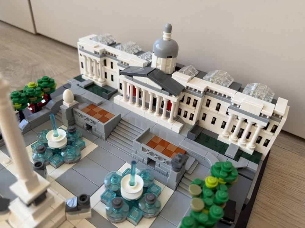LEGO 21045 Trafalgarské náměstí