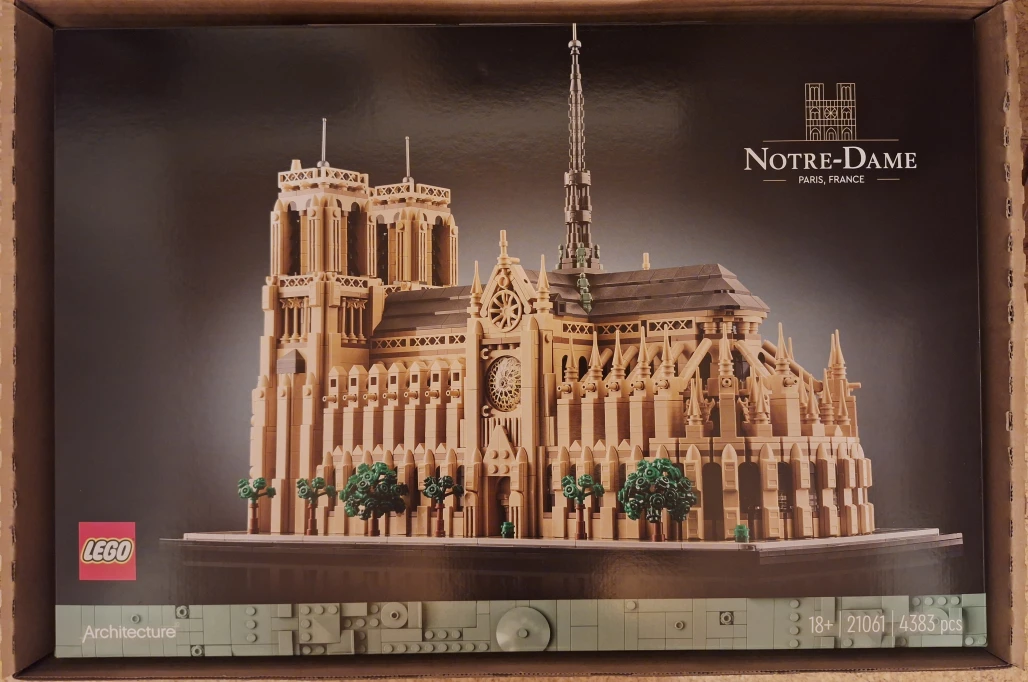 LEGO 21061 Notre-Dame v Paříži