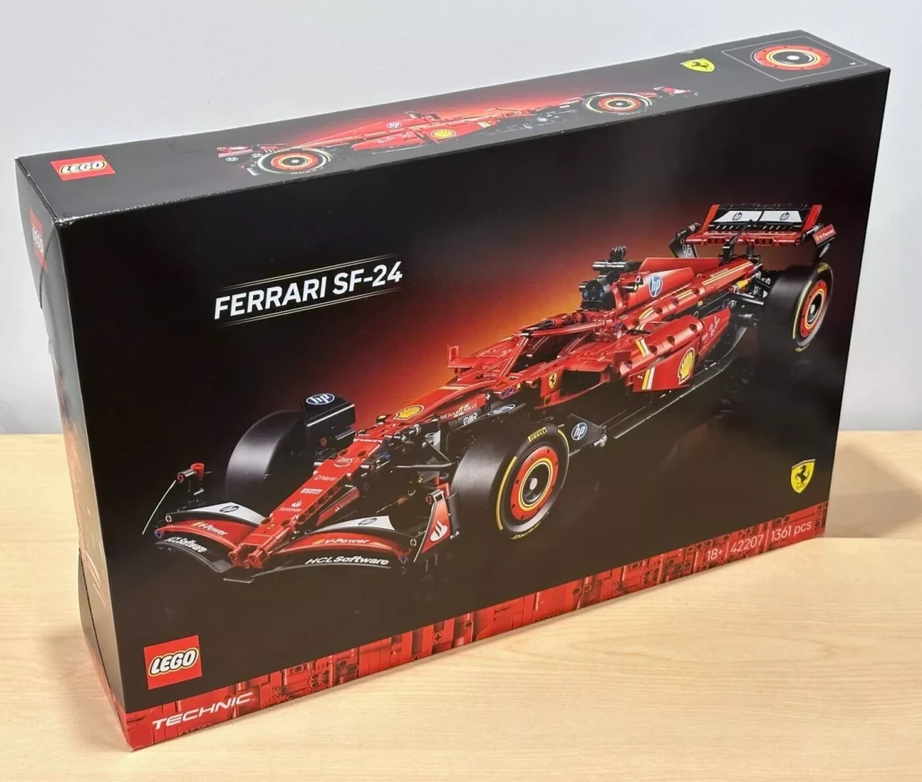 LEGO 42207 Auto Ferrari SF-24 F1
