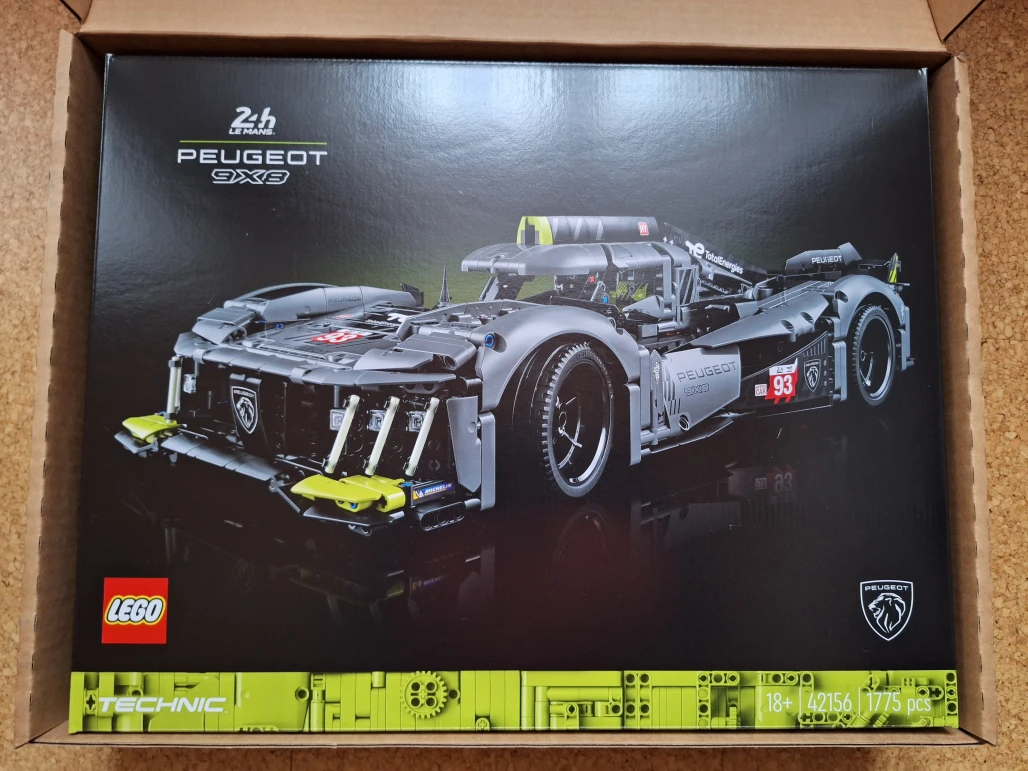 LEGO 42156 PEUGEOT 9X8 24H Le Mans Hybrid Hypercar
