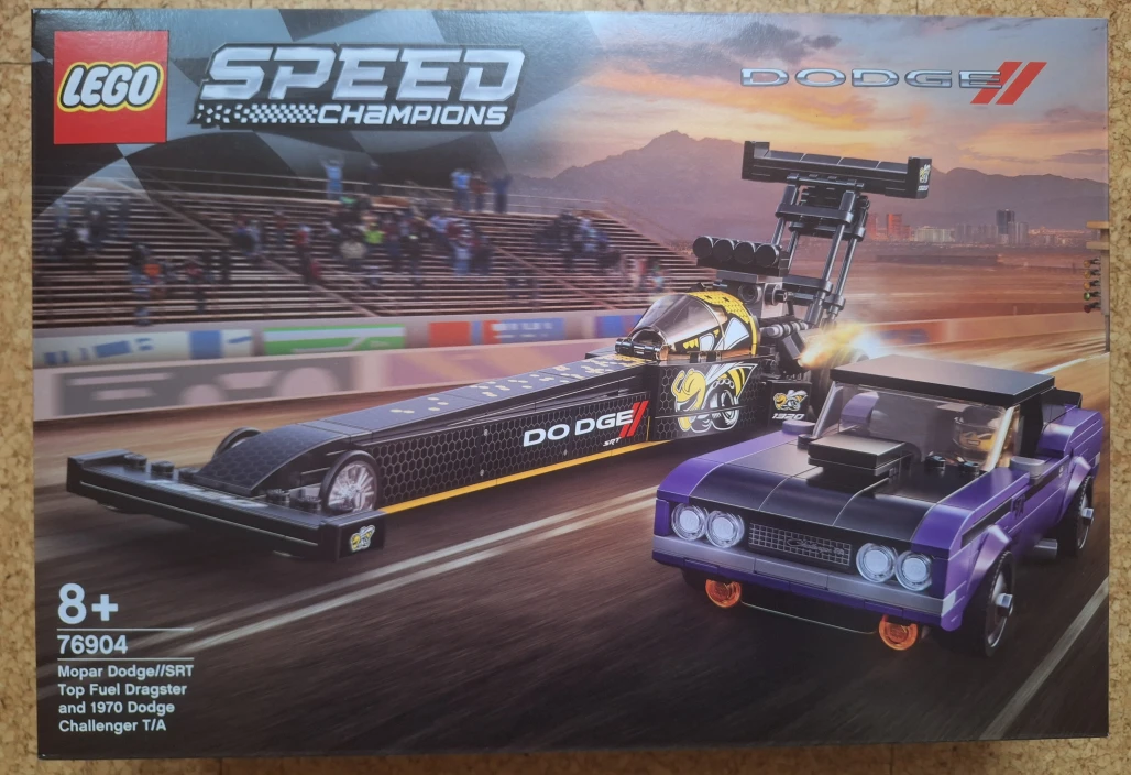 LEGO 76904 Mopar Dodge//SRT Top Fuel Dragster a 1970 Dodge Challenger T/A