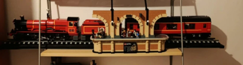 LEGO 76405 Spěšný vlak do Bradavic – sběratelská edice