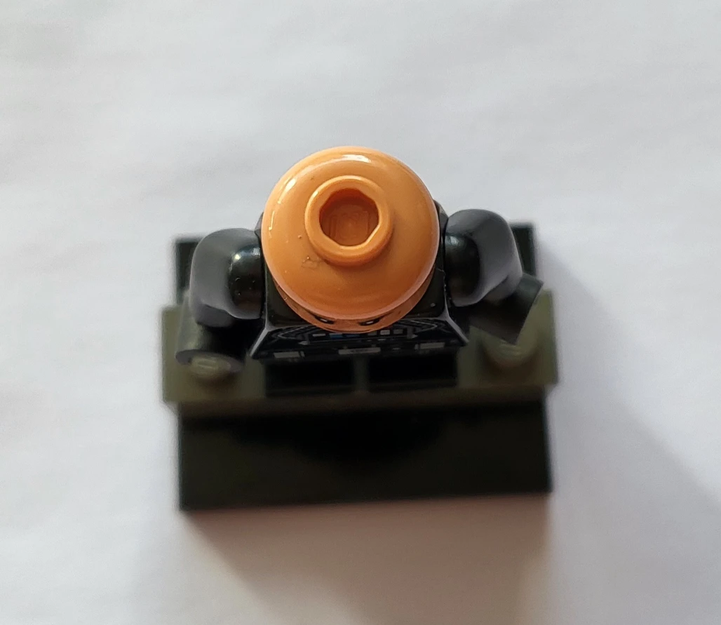 Imperial TIE Fighter / Interceptor Pilot - Female, Nougat Head (75348)