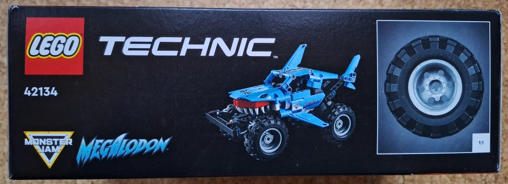 Monster Jam™ Megalodon™