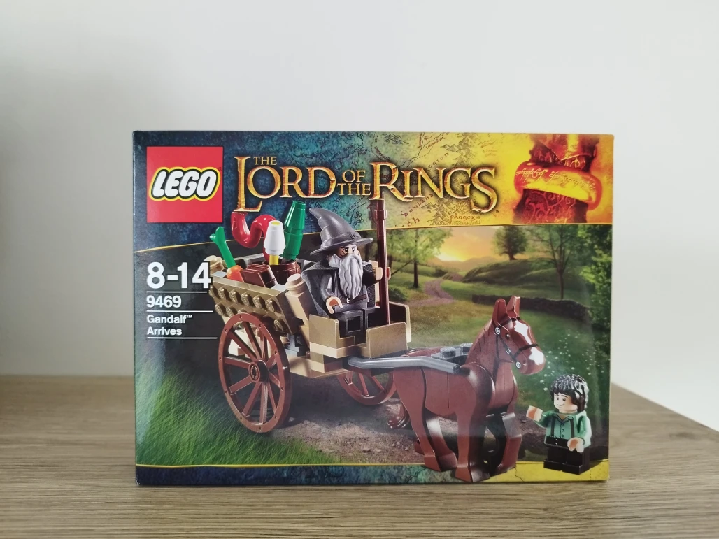 LEGO 9469 Gandalf přichází