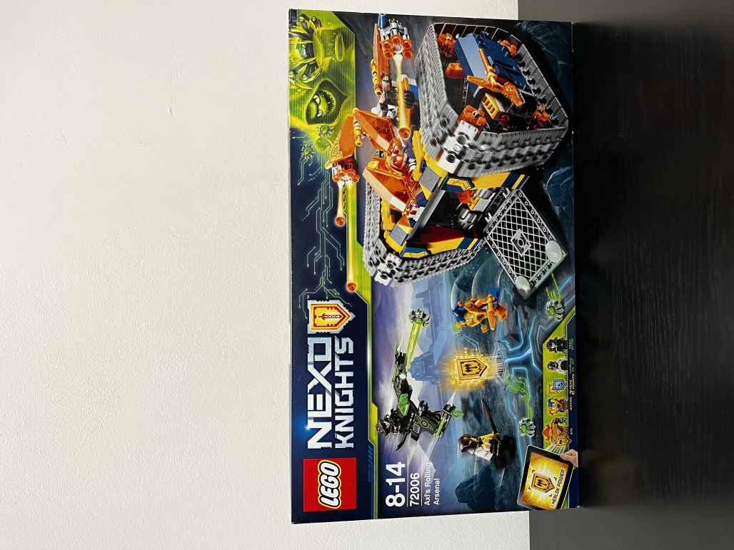 LEGO 72006 Axlův arzenál na kolečkách