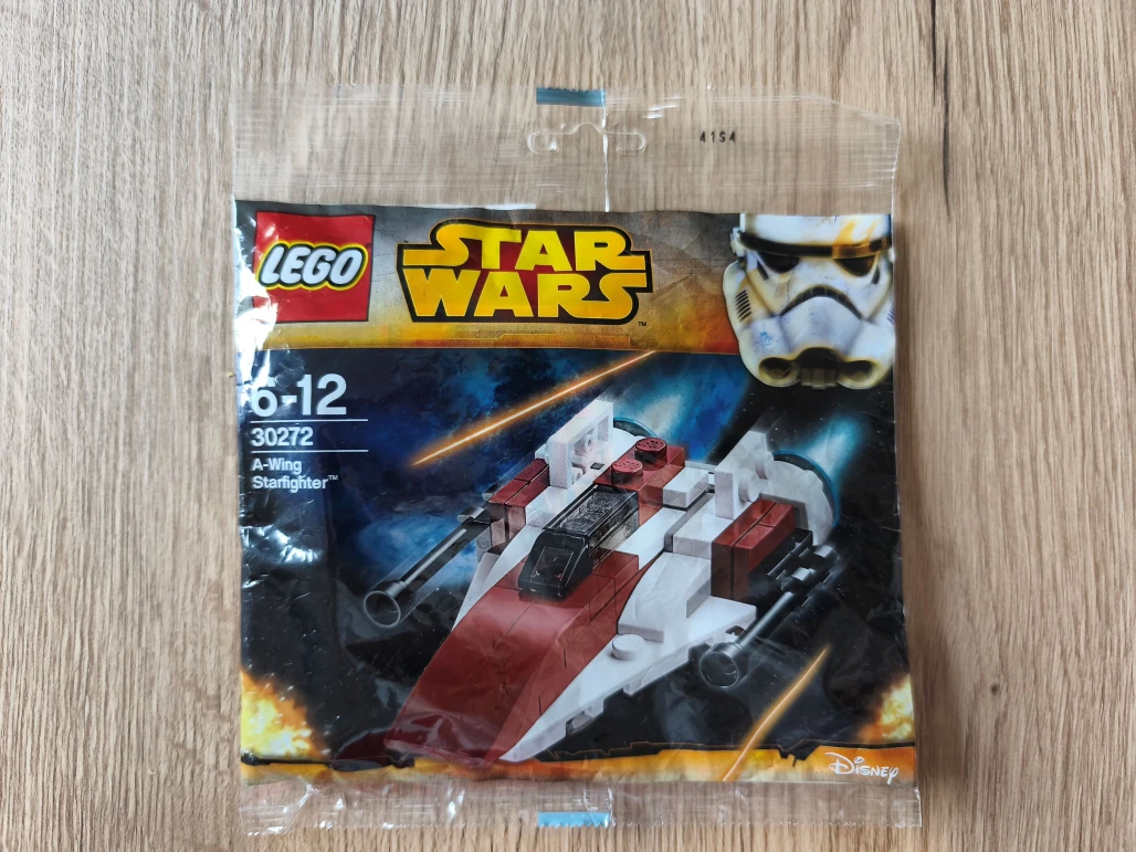 LEGO 30272 A-Wing Starfighter (Hvězdná stíhačka A-Wing)