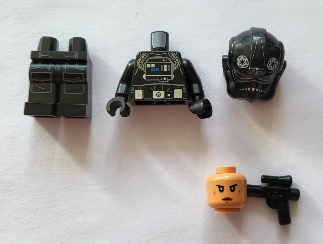 Imperial TIE Fighter / Interceptor Pilot - Female, Nougat Head (75348)