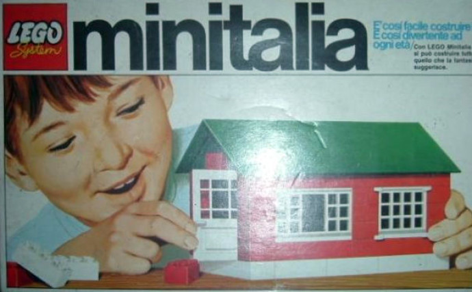 Small house set