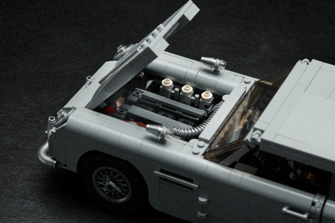 Bondův Aston Martin DB5