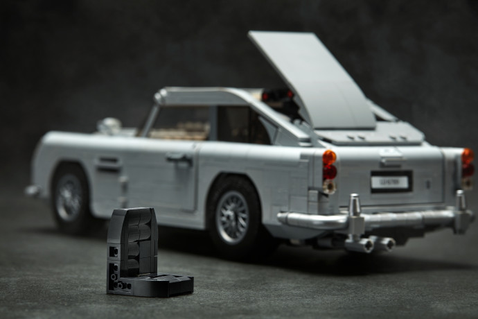 Bondův Aston Martin DB5