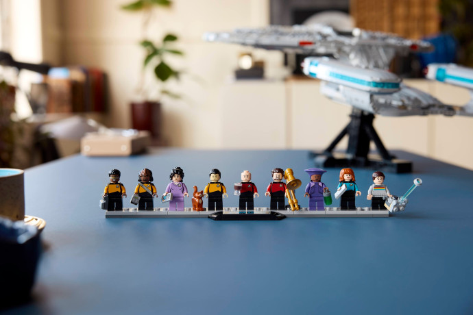 Star Trek: U.S.S. Enterprise NCC-1701-D™