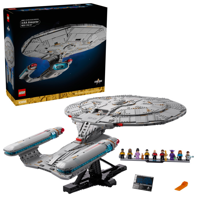 Star Trek: U.S.S. Enterprise NCC-1701-D™