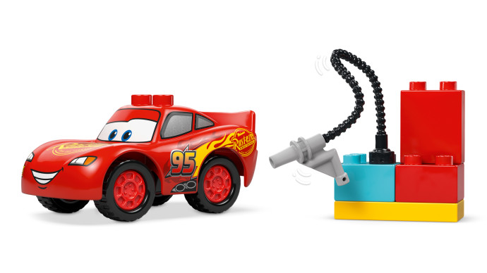 McQueen a návštěva v garáži doktora Hudsona