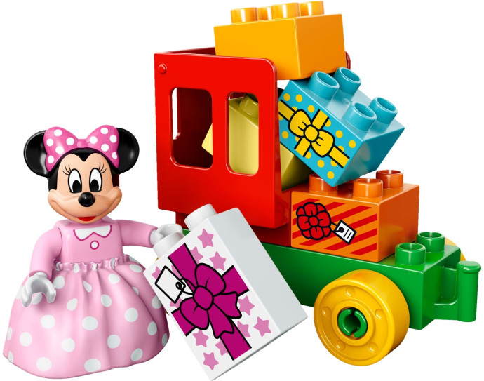 Přehlídka k narozeninám Mickeyho a Minnie