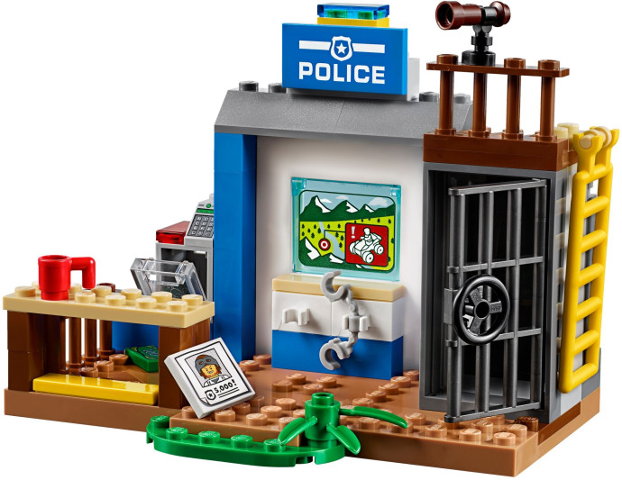 Mountain Police Chase