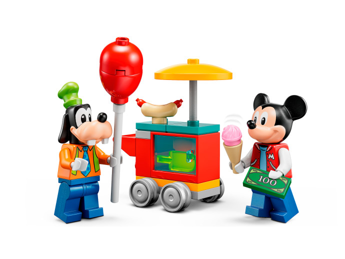 Mickey, Minnie a Goofy na pouti