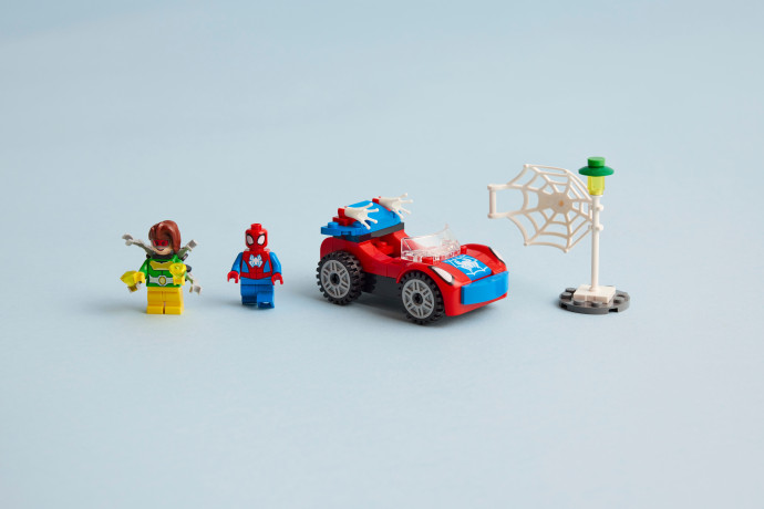 Spider-Man v aute a Doc Ock