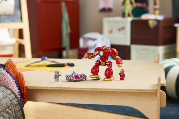 Ultron vs. Iron Man