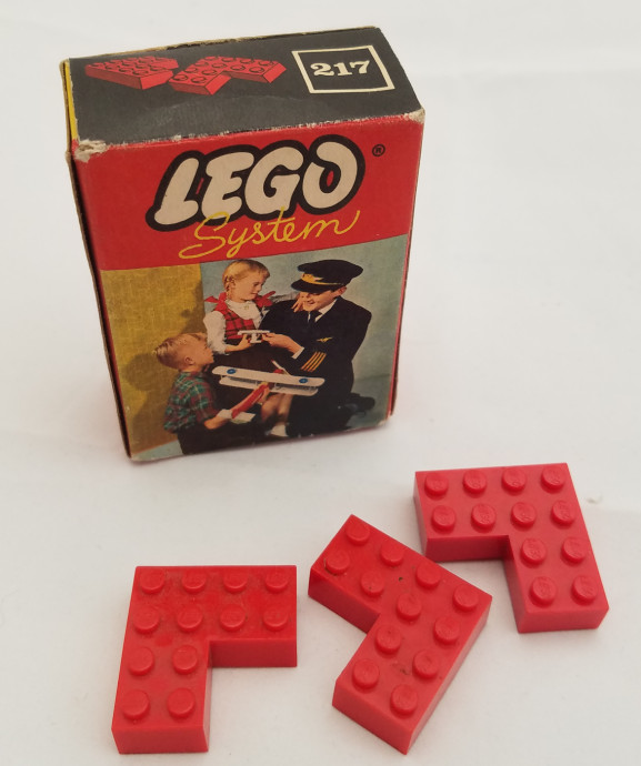 4 x 4 Corner Bricks