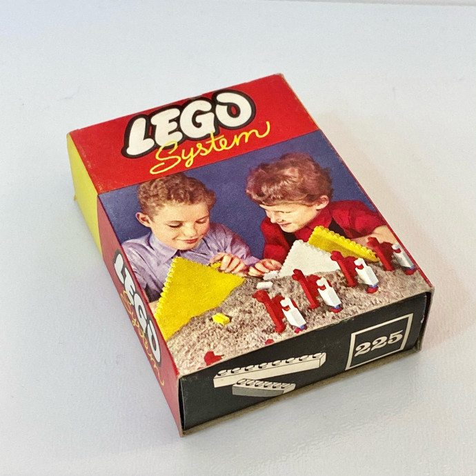 1 x 6 and 1 x 8 Bricks