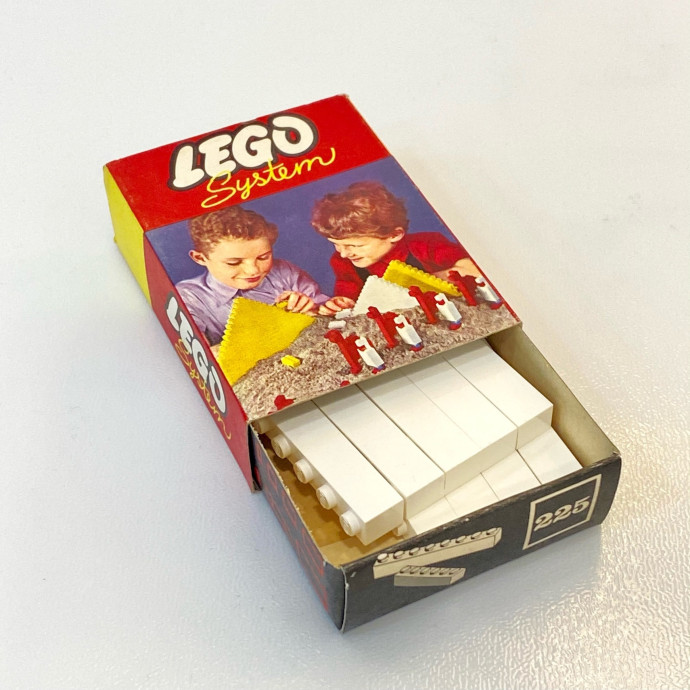 1 x 6 and 1 x 8 Bricks