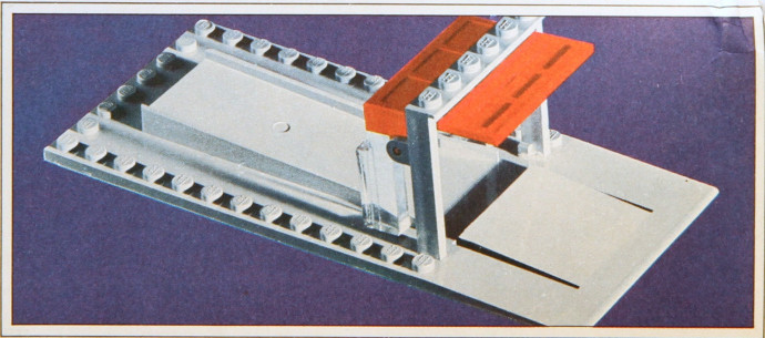 Garage Plate and Door (White Base and Door Frame)