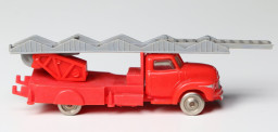 1:87 Bedford Fire Engine