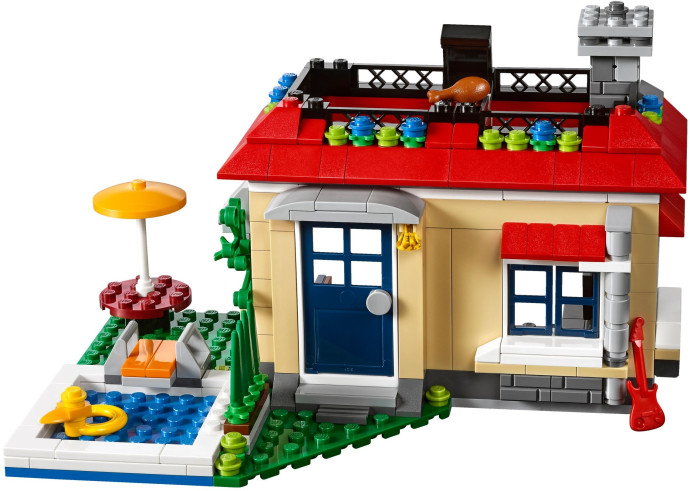 Modular Poolside Holiday