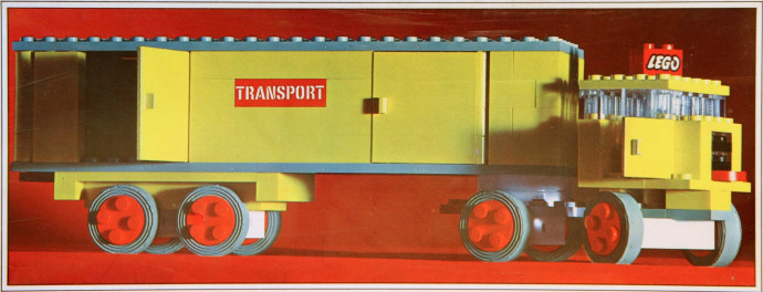 8-wheeler articulated lorry