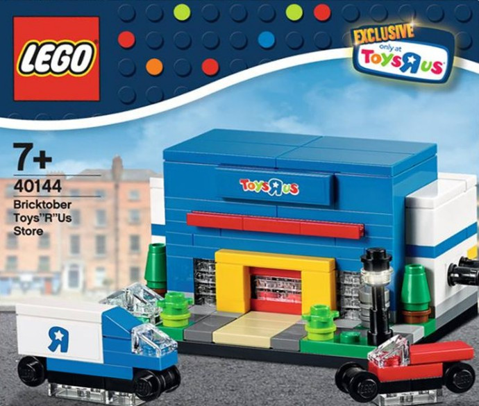 Bricktober Toys R Us Store