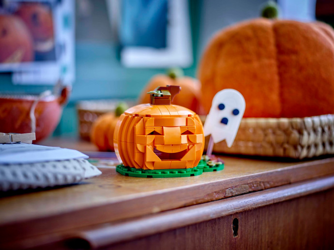 Halloweenská dýně